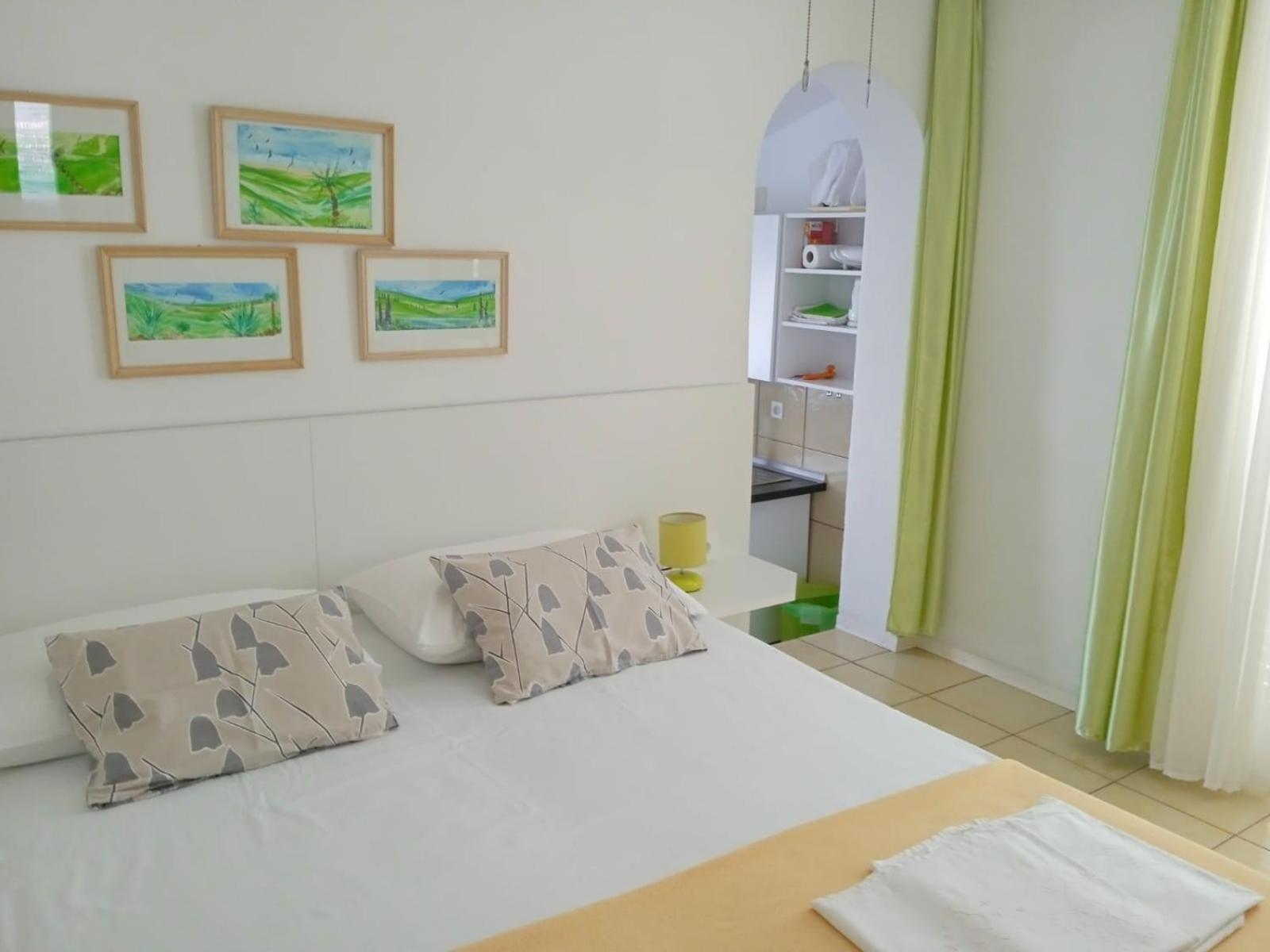 Villa Spanja Водице Екстериор снимка